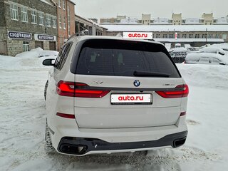 2021 BMW X7 40i I (G07), белый, 8000000 рублей, вид 5