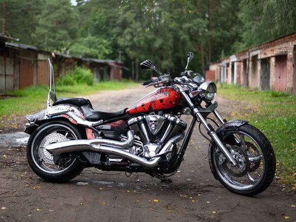 2010 Yamaha XV 1900, красный - вид 18