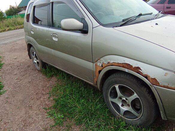 2003 Suzuki Swift I (Japan), серый, 250000 рублей - вид 2