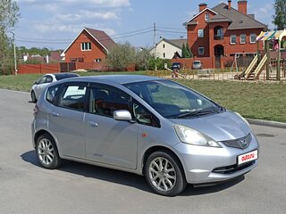 2010 Honda Fit II, серебристый, 715000 рублей, вид 3