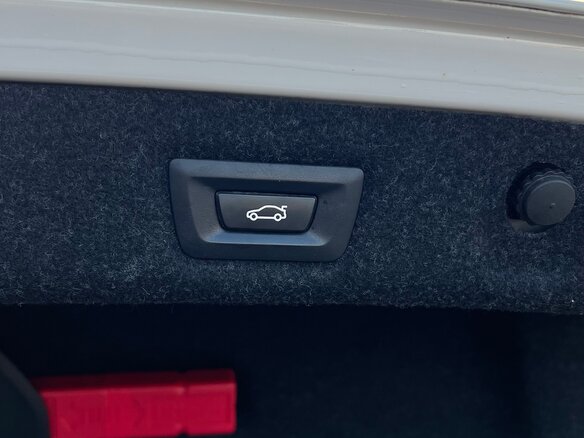 2019 BMW 5 серии 520d xDrive VII (G30/G31/G38), белый - вид 11
