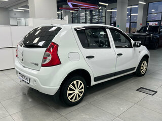 2012 Renault Sandero I, белый, 470000 рублей, вид 5