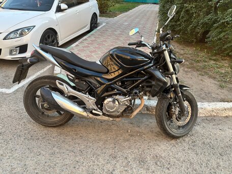 2012 Suzuki SFV 650 Gladius, чёрный, 470000 рублей, вид 4