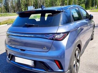 2023 BYD Dolphin 44.9 kWh I, серебристый, 1300000 рублей, вид 4