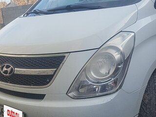 2011 Hyundai H-1 II, белый, 1700000 рублей, вид 1