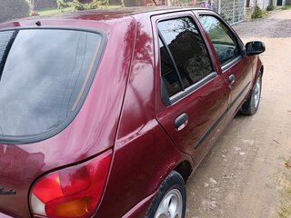 1999 Ford Fiesta Mk4 Рестайлинг, красный, 170000 рублей, вид 5