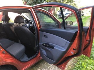 2010 Kia Rio II Рестайлинг, оранжевый, 625000 рублей, вид 4