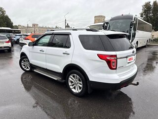 2015 Ford Explorer V, белый, 2250000 рублей, вид 5