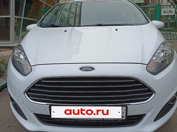 2016 Ford Fiesta Mk6 Рестайлинг, белый, 1300000 рублей - вид 7