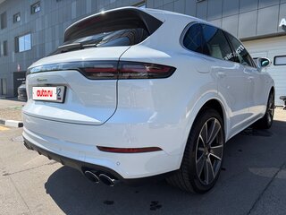 2022 Porsche Cayenne E-Hybrid III, белый, 14650000 рублей, вид 5