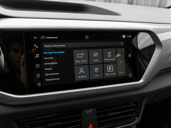 2021 Volkswagen Taos I, серебристый, 2745000 рублей - вид 16