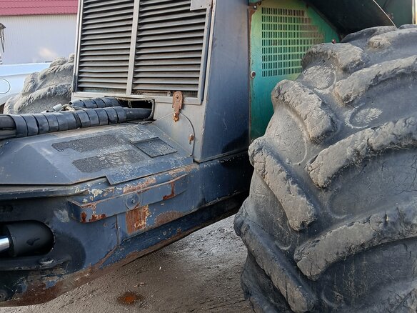 2001 Timberjack 1270B, зелёный, 6500000 рублей - вид 2