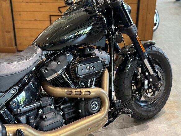 2020 Harley-Davidson Fat Bob, чёрный, 2150000 рублей - вид 12