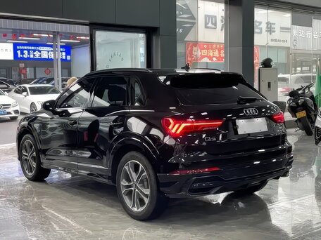 2023 Audi Q3 35 TFSI II (F3), чёрный, 2450000 рублей, вид 4