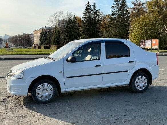 2012 Renault Logan I Рестайлинг, белый, 350000 рублей - вид 6