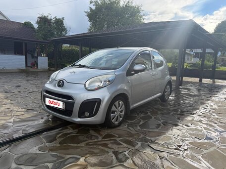 2011 Citroen C1 I Рестайлинг, серебристый, 430000 рублей, вид 1