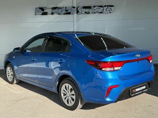 2018 Kia Rio IV, синий, 1149000 рублей, вид 2
