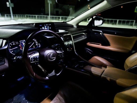 2016 Lexus RX 200t IV, белый, 4100000 рублей - вид 9