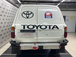 1991 Toyota Land Cruiser 80 Series, белый, 2595000 рублей, вид 4