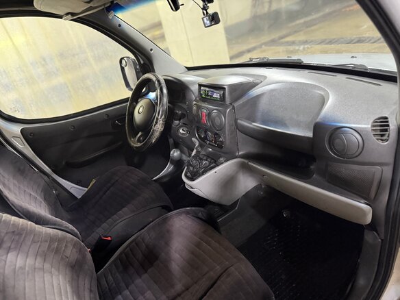 2008 Fiat Doblo I Рестайлинг, серебристый, 310000 рублей - вид 4