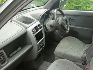 2002 Nissan Cube I Рестайлинг (Z10), серый, 155000 рублей, вид 3