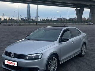 2012 Volkswagen Jetta VI, серебристый, 950000 рублей, вид 1