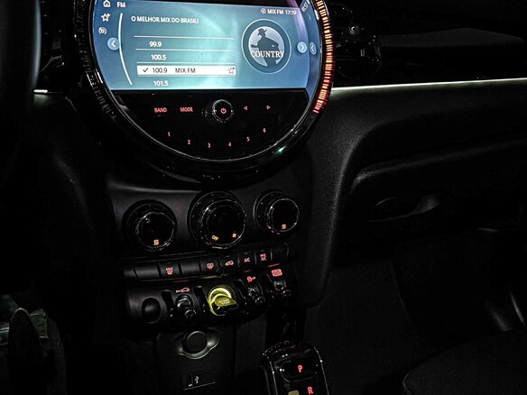 2023 Mini Hatch Cooper III (F55/F56) Рестайлинг 2, красный, 3450200 рублей - вид 12