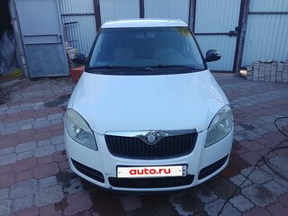2009 Skoda Fabia II, белый, 265000 рублей, вид 3
