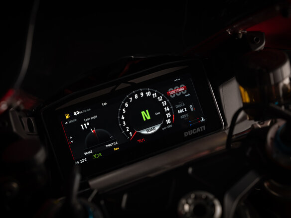 2026 Ducati Panigale V4, красный, 5745000 рублей - вид 12