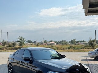 2021 BMW 5 серии 530d xDrive VII (G30/G31/G38) Рестайлинг, чёрный, 7500000 рублей, вид 5