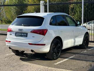 2011 Audi Q5 I (8R), белый, 1819000 рублей, вид 4