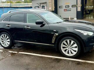 2017 Infiniti QX70, чёрный, 2800000 рублей, вид 4