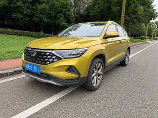 2022 Jetta VS5 I, золотистый, 1296164 рублей, вид 1