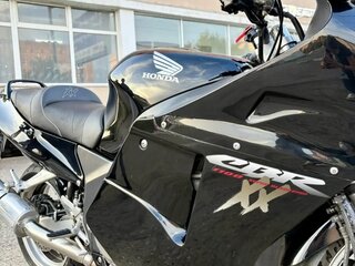 2004 Honda CBR 1100 XX, чёрный, 550000 рублей, вид 5