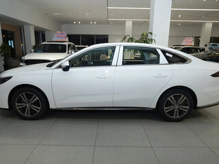 2026 Geely Emgrand III, зелёный, 1120060 рублей, вид 4