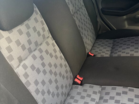 2008 Ford Focus II Рестайлинг, серебристый, 350000 рублей - вид 15