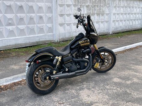 2016 Harley-Davidson Dyna Low Rider, чёрный, 1240000 рублей, вид 3