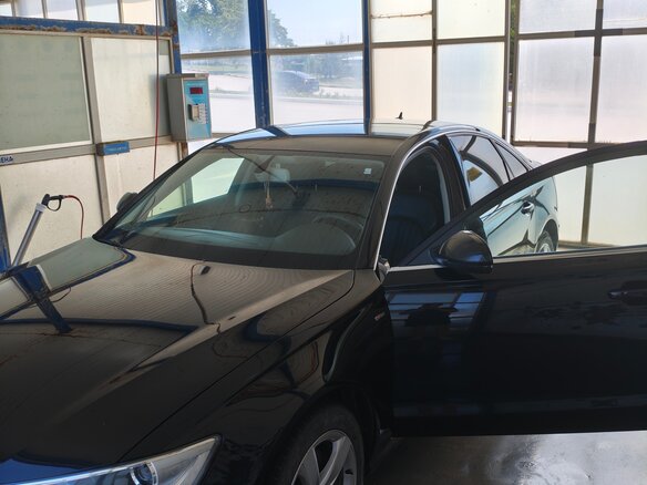 2013 Audi A6 IV (C7), чёрный, 1850000 рублей - вид 2