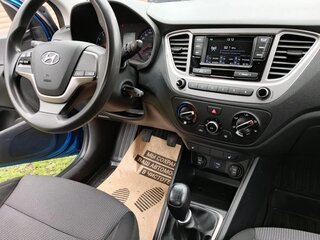 2019 Hyundai Solaris II, синий, 1155000 рублей, вид 4
