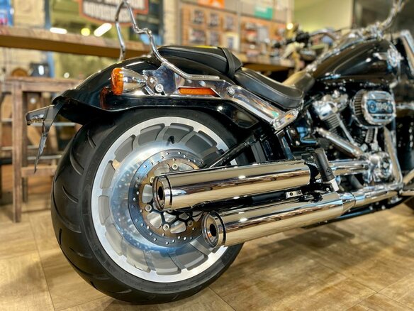 2021 Harley-Davidson Fat Boy, чёрный, 2200000 рублей - вид 13