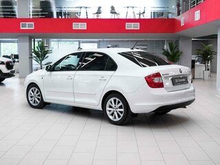 2015 Skoda Rapid I, белый, 740000 рублей, вид 4