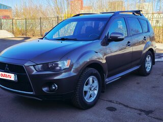 2010 Mitsubishi Outlander II Рестайлинг, коричневый, 1380000 рублей, вид 1
