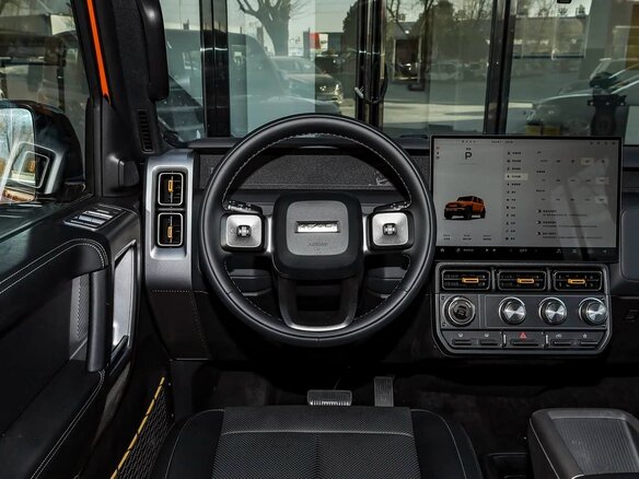 2025 iCar V23 81.76 kWh, оранжевый, 3350000 рублей - вид 12