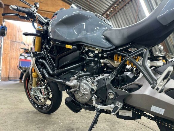 2017 Ducati Monster 1200, серый, 1220000 рублей - вид 24