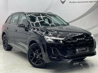 2025 Audi Q7 45 TFSI II (4M) Рестайлинг 2, чёрный, 8960000 рублей, вид 3