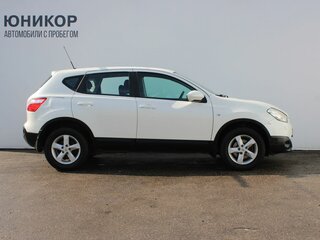 2013 Nissan Qashqai I Рестайлинг, белый, 949000 рублей, вид 4