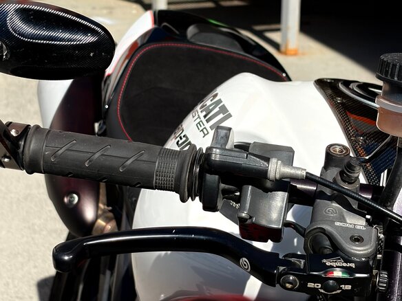 2010 Ducati Monster 796, белый, 555000 рублей - вид 8