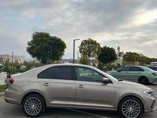 2020 Volkswagen Polo VI, золотистый, 1600000 рублей, вид 5