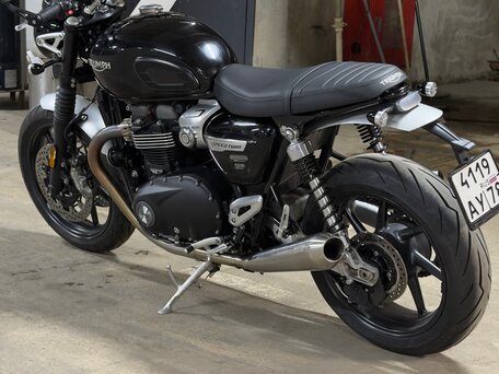 2020 Triumph Speed Twin, чёрный, 1100000 рублей, вид 3