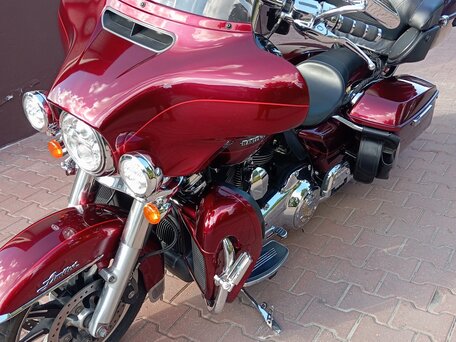 2017 Harley-Davidson Electra Glide, пурпурный, 1350000 рублей, вид 1